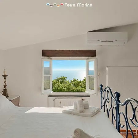 Infinito, Terre Marine Villa