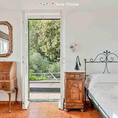 Villa Infinito, Terre Marine *