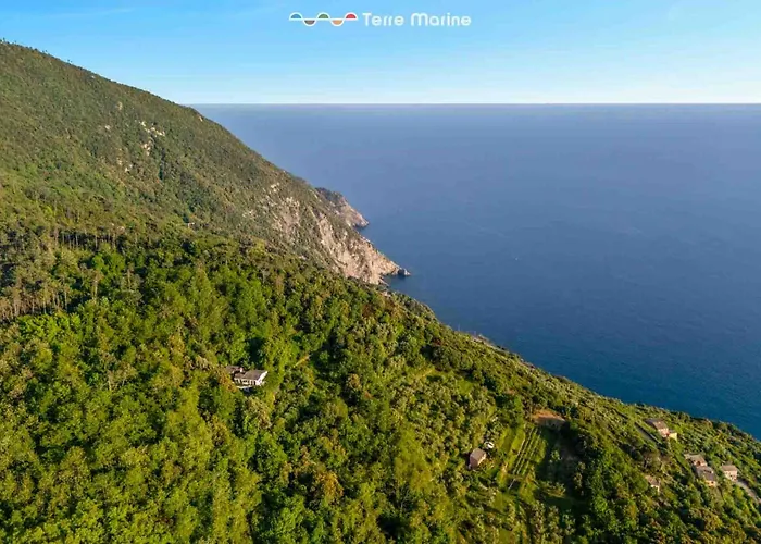 Infinito, Terre Marine Vila Levanto